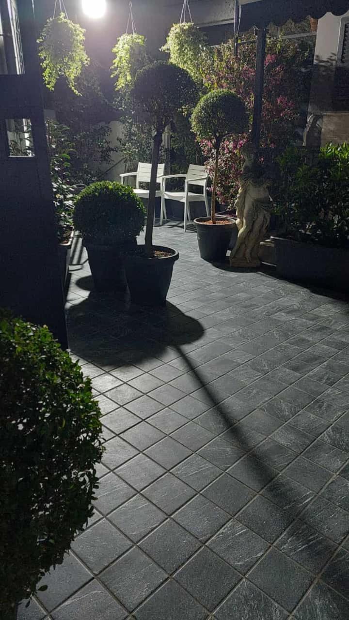Il Borghetto House Brown Naples