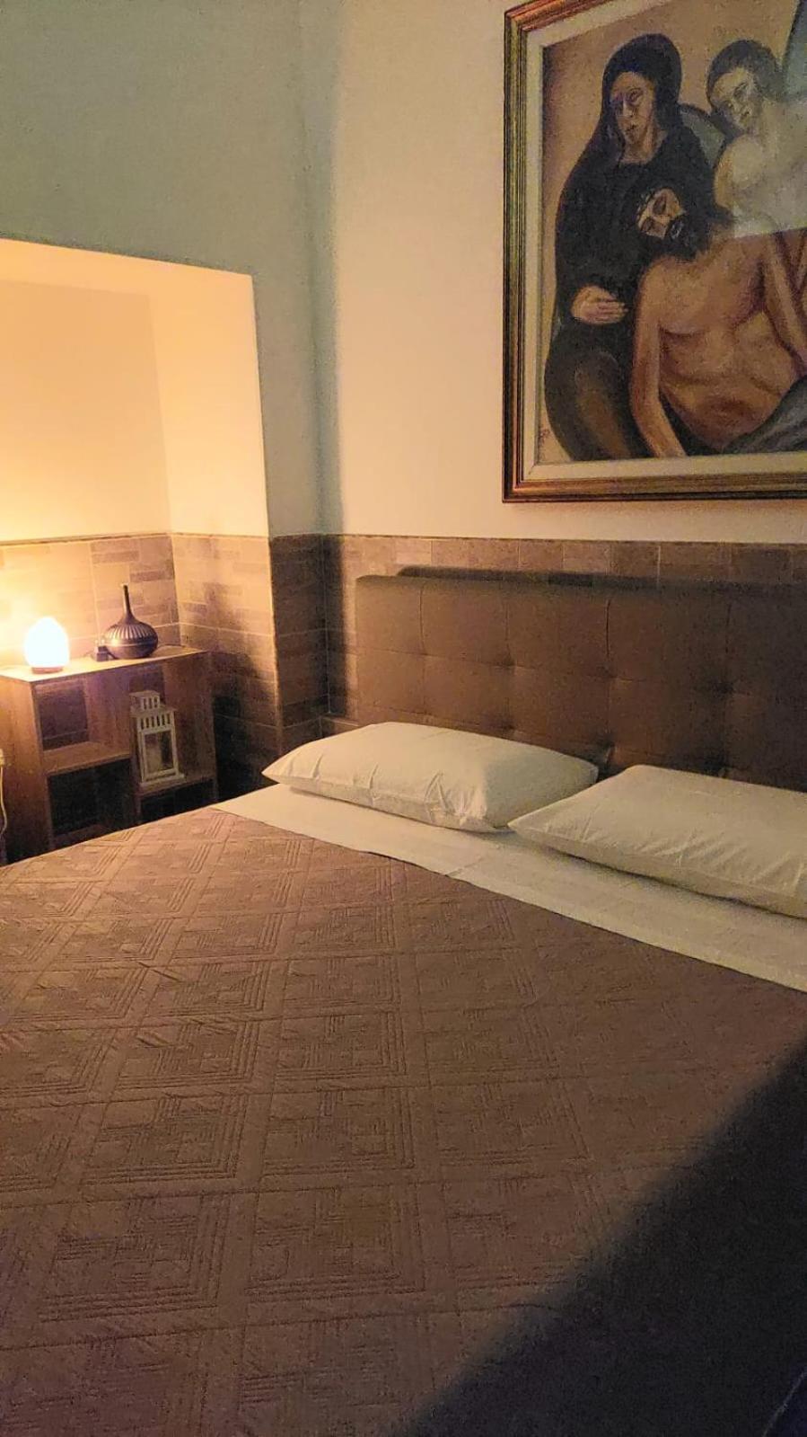 Il Borghetto House Brown