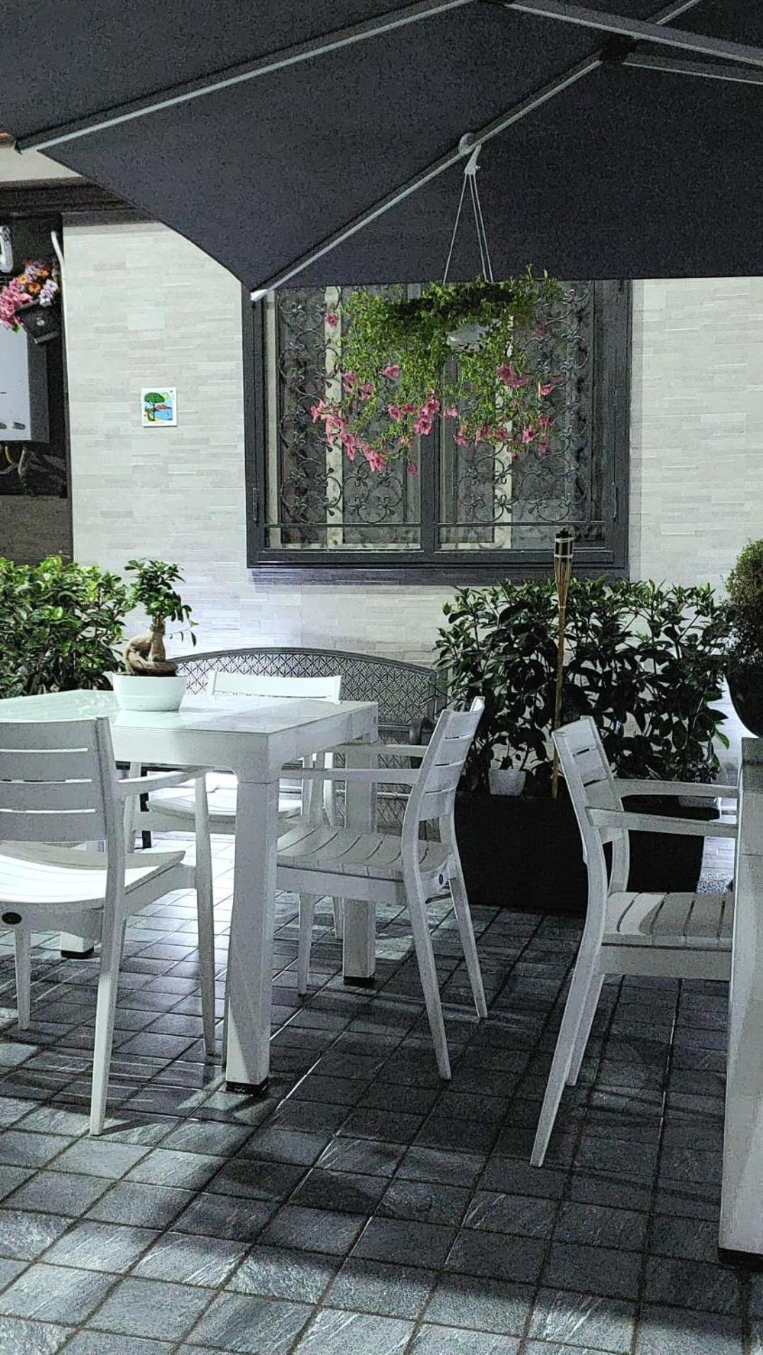 Il Borghetto House Brown Apartment *
